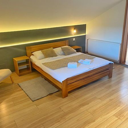 16 Lakes Guesthouse Grabovac  Exterior foto